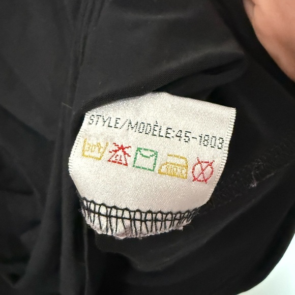 Dynamite Black Ruched Top - Picture 4 of 4